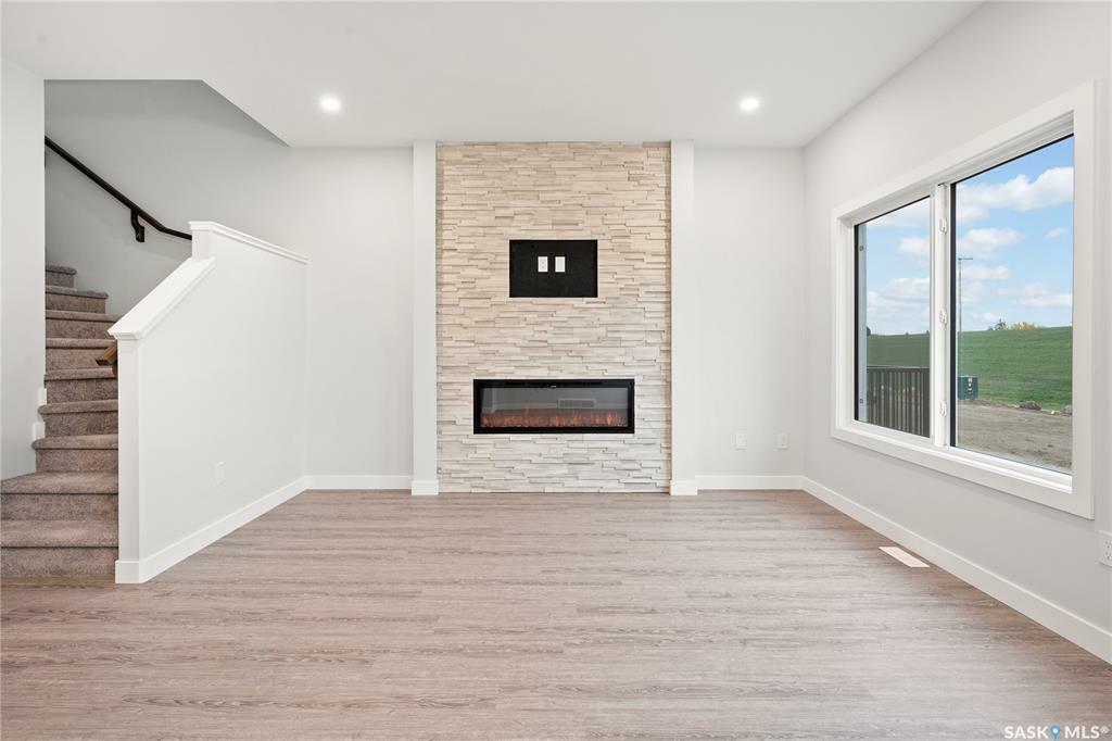 Property Photo:  130 Antonini Court  SK S7L 7P2 