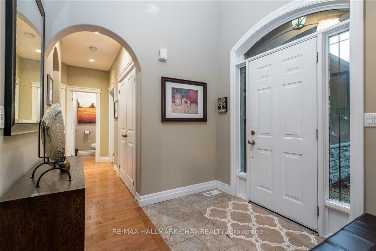 Property Photo: 5 Timber Court ON L9X 0H7
