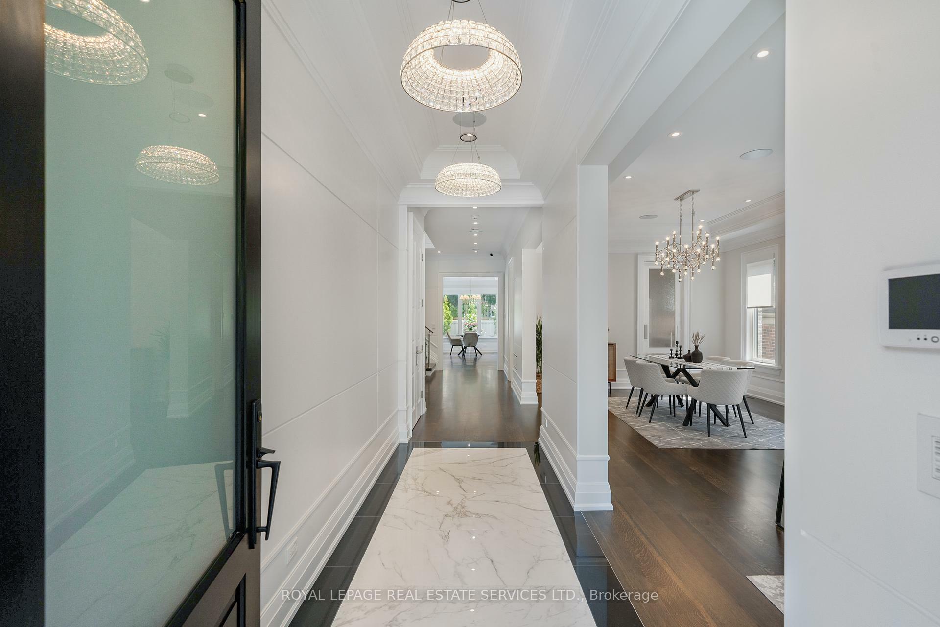 Property Photo: 83 Kimbark Boulevard ON M5N 2X9