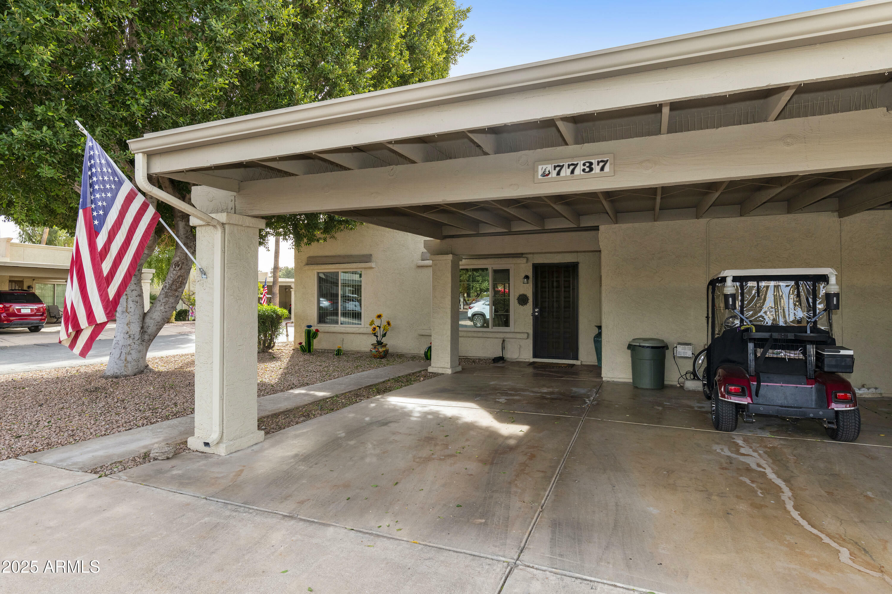 Property Photo:  7737 E Columbine Way  AZ 85208 