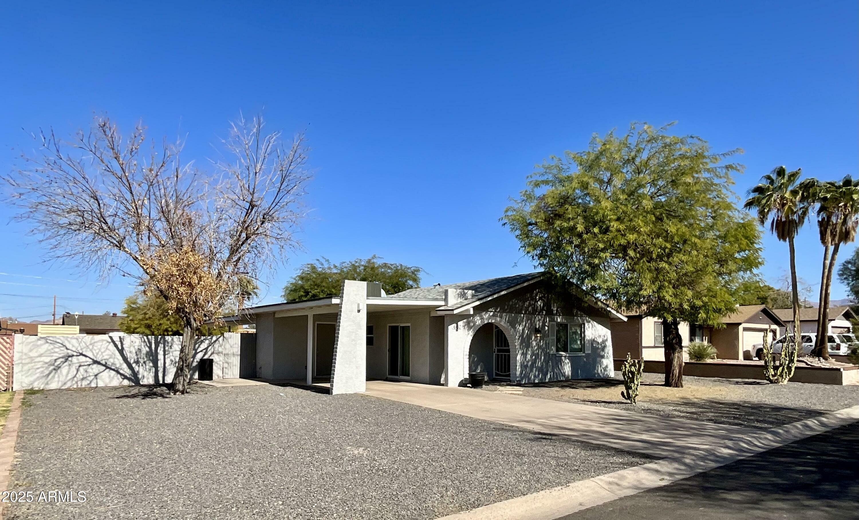 Property Photo:  660 W 22nd Avenue  AZ 85120 