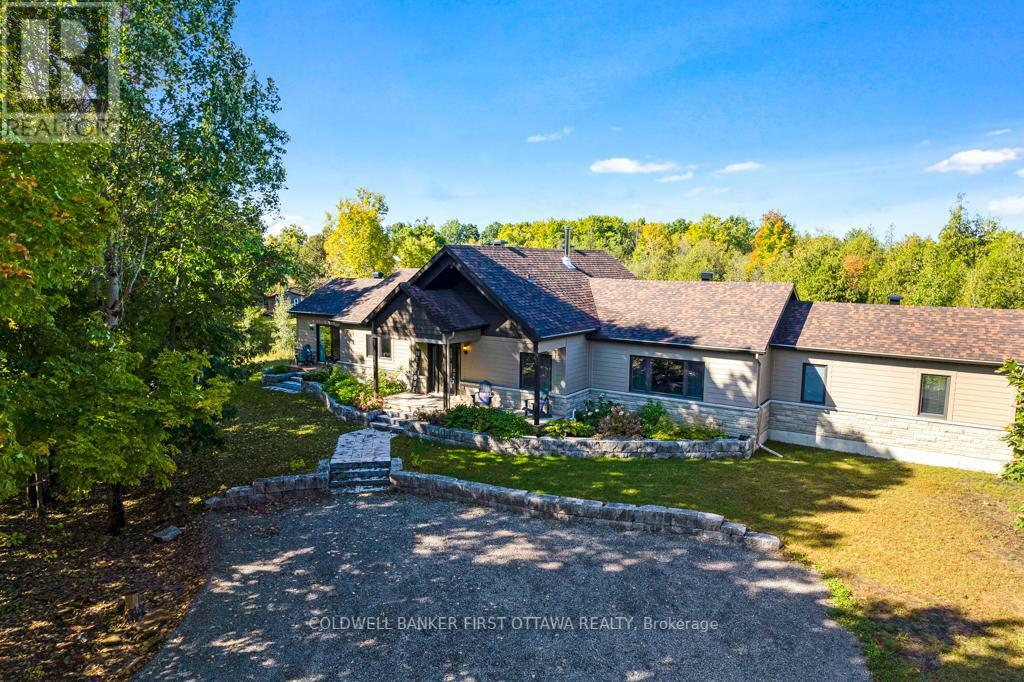 Property Photo: 1608 Nolans Road ON K7A 4S6