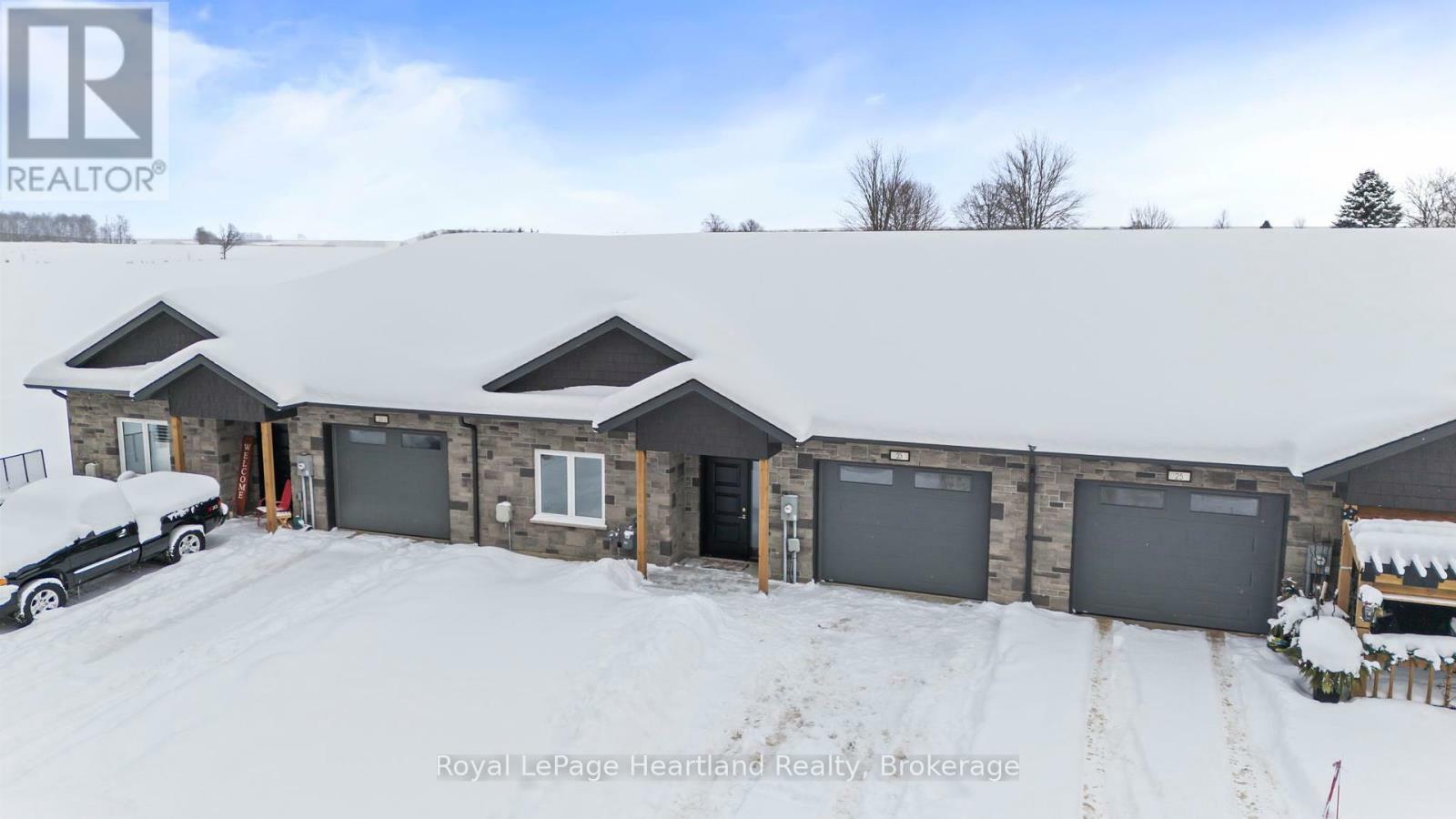 Property Photo:  23 Willmar Drive  ON N0G 1W0 