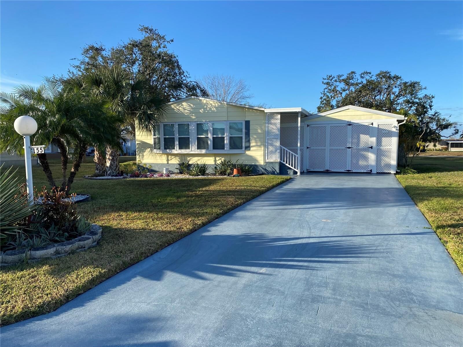Property Photo: 155 Egret Circle FL 34222