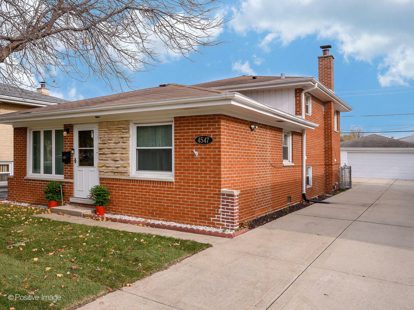 Property Photo:  4547 Prairie Avenue  IL 60513 