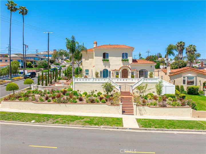 Property Photo: 1727 S Patton Avenue CA 90731