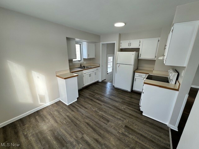 Property Photo: 5111 Lucydale Avenue OH 44070