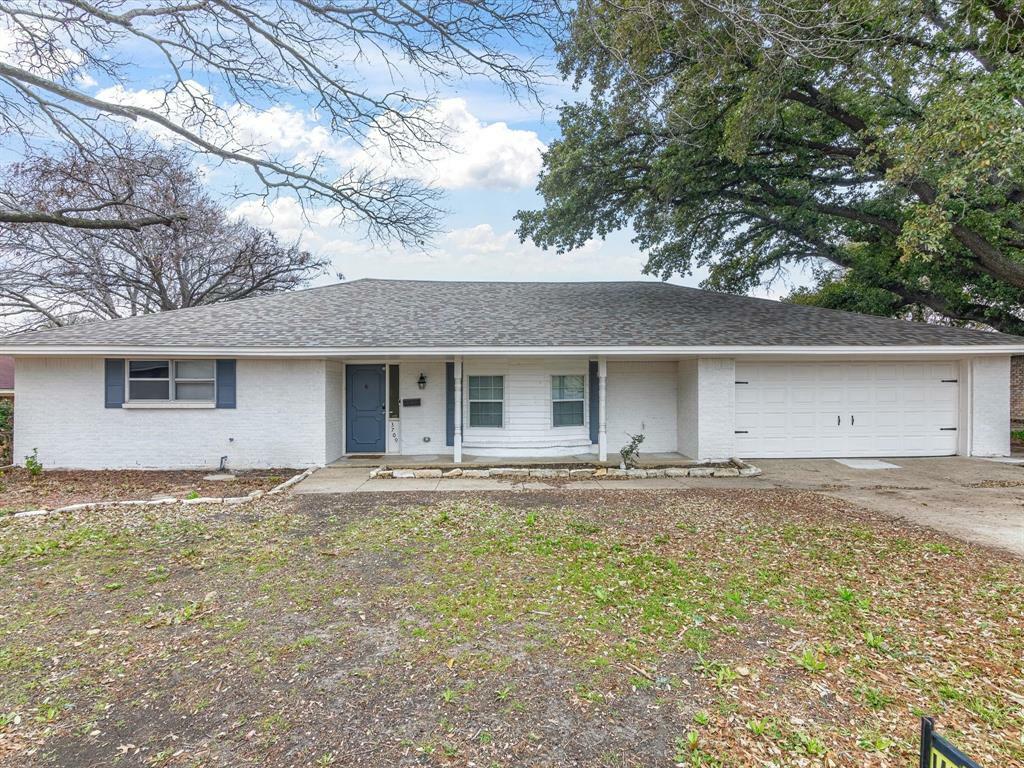 Property Photo:  3709 Ashford Avenue  TX 76133 