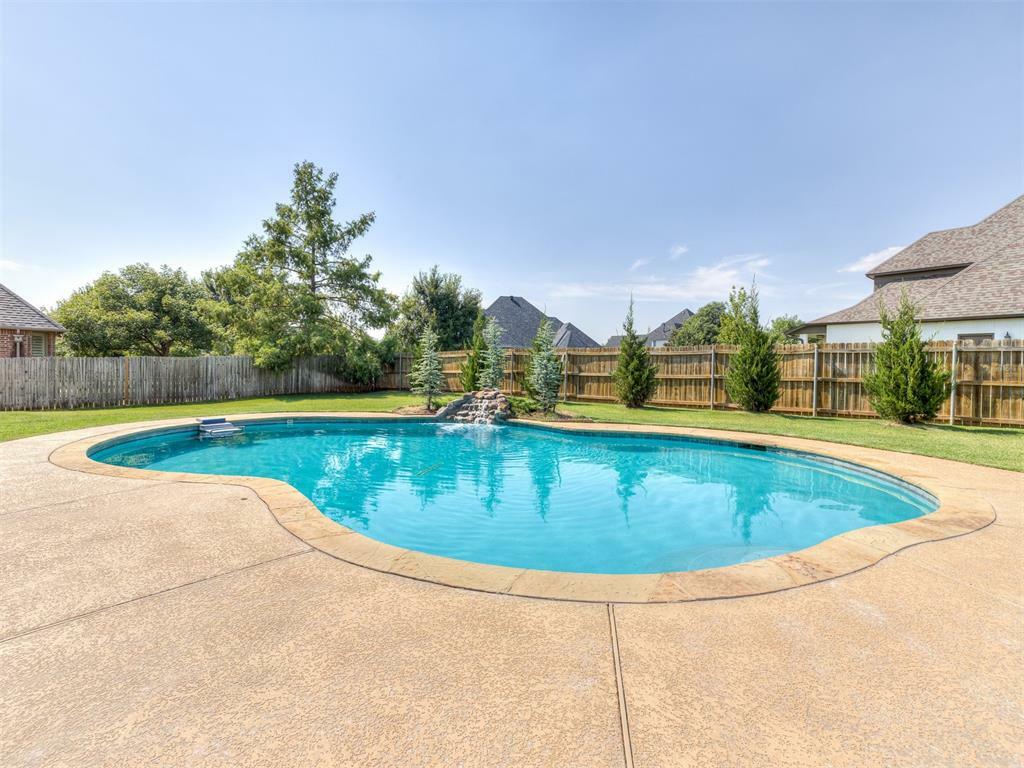 Property Photo:  1009 Wb Meyer Parkway  OK 73025 