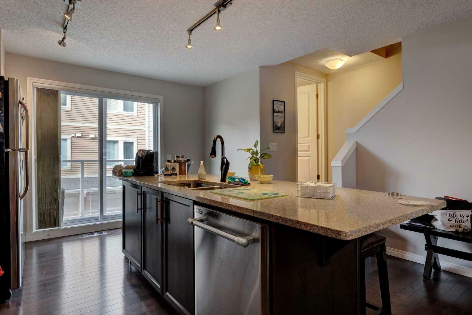 Photo de la propriété:  224 Auburn Meadows Walk SE  AB T3M 2E7 