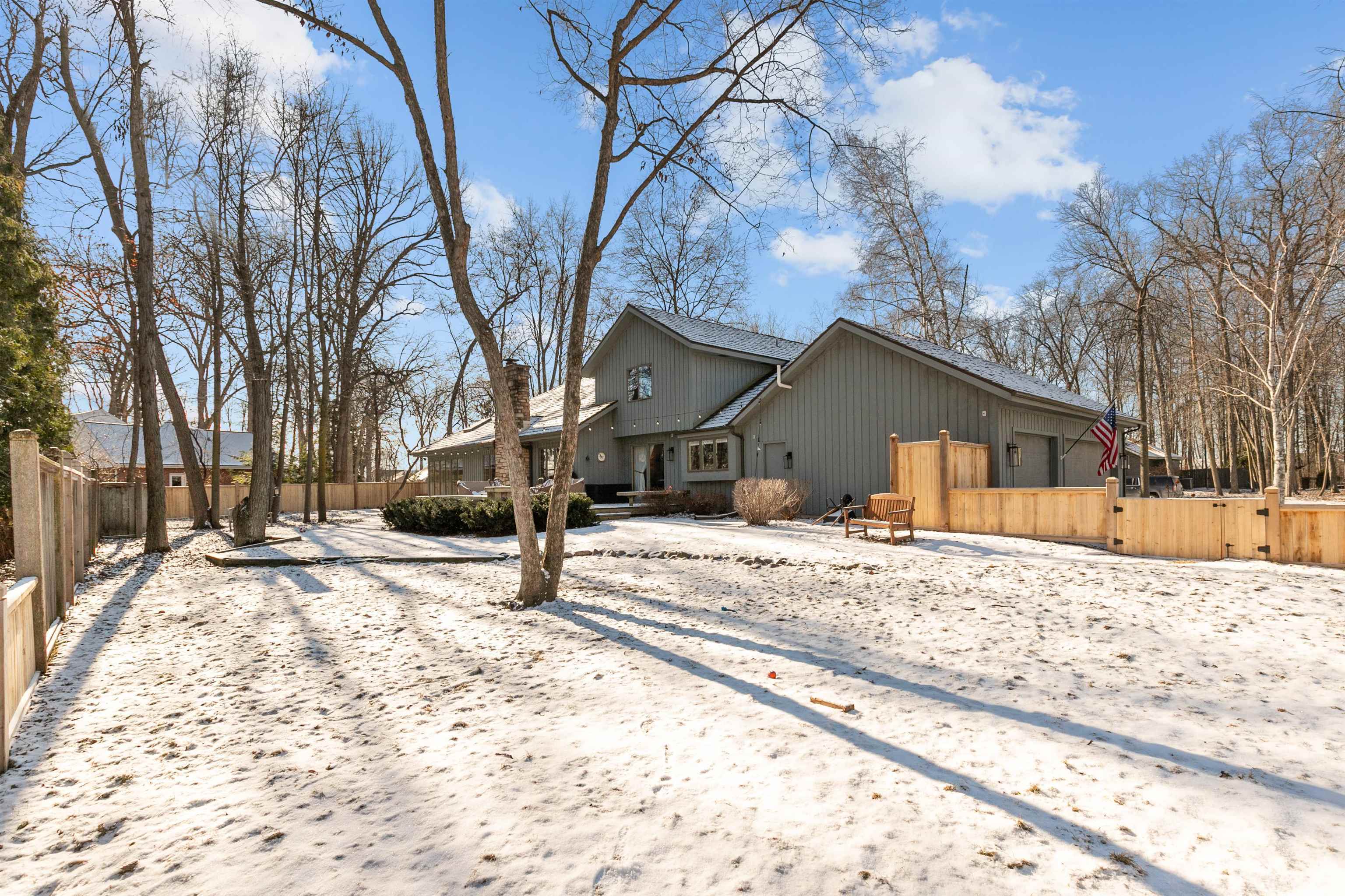 Property Photo:  2428 Woodland Terrace  WI 54956-4846 