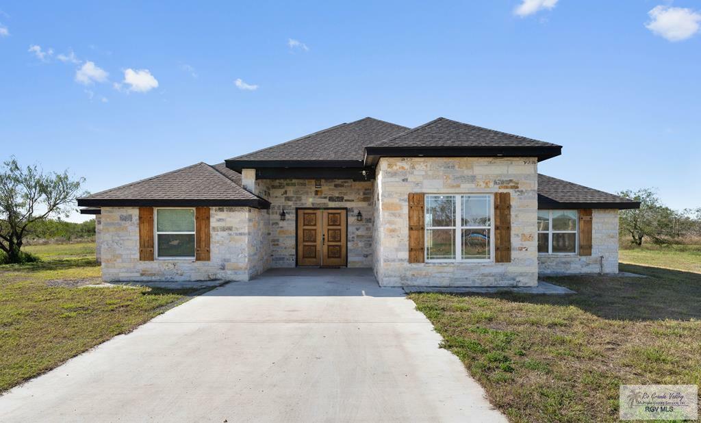 Property Photo:  2190 S Browne Ave  TX 78521 