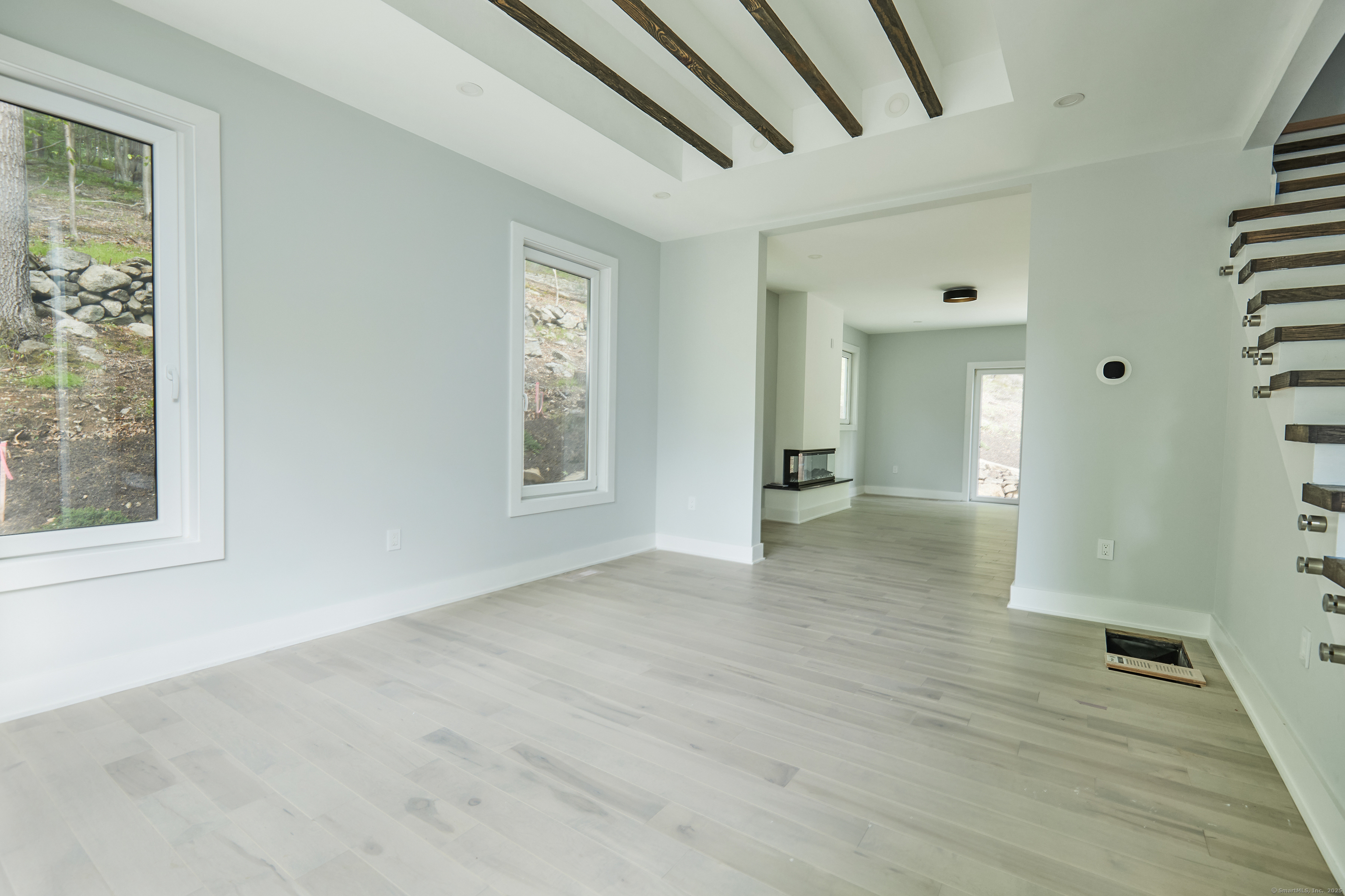 Property Photo:  1240 Westport Turnpike  CT 06824 