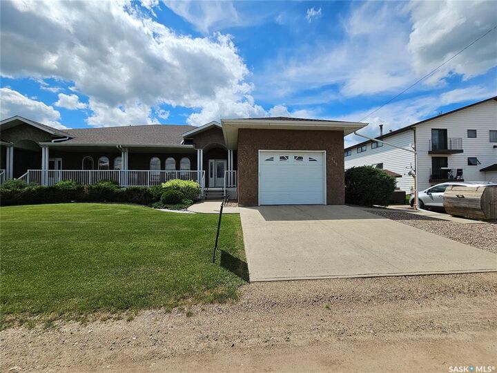 447 1st Avenue W 4  Unity SK S0K 4L0 photo