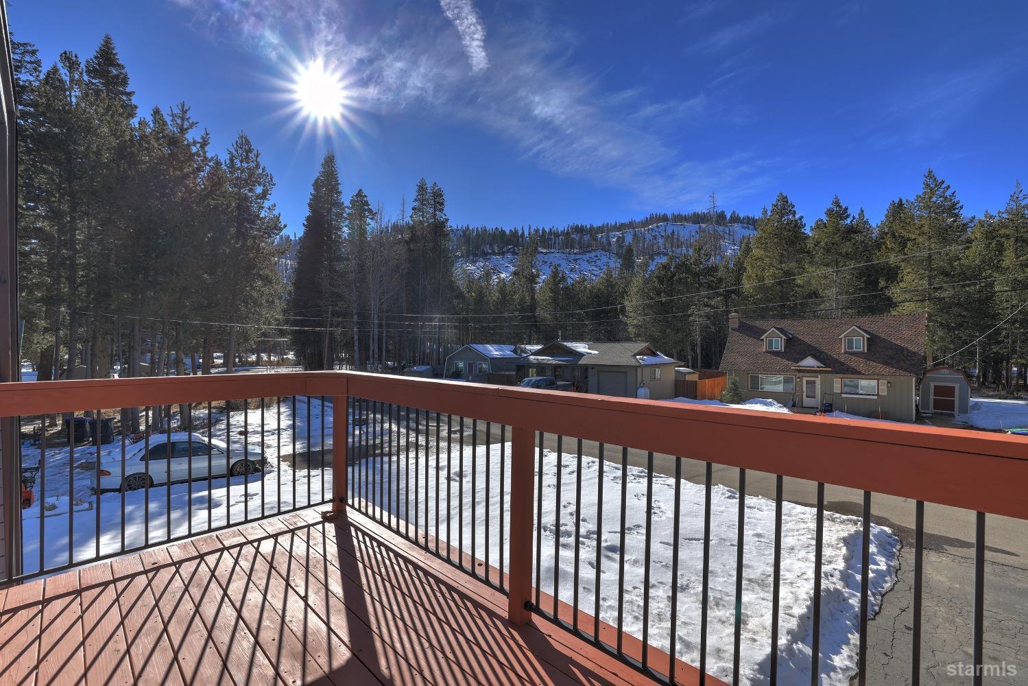 Property Photo: 816 Kekin Street CA 96150