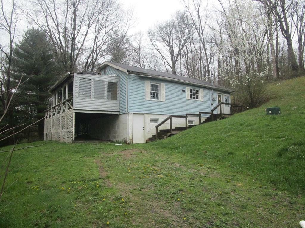 Property Photo: 20048 St St. Rt. 124 OH 45692