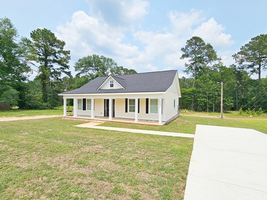 Property Photo: 3419 Sweetbrier Road GA 31701