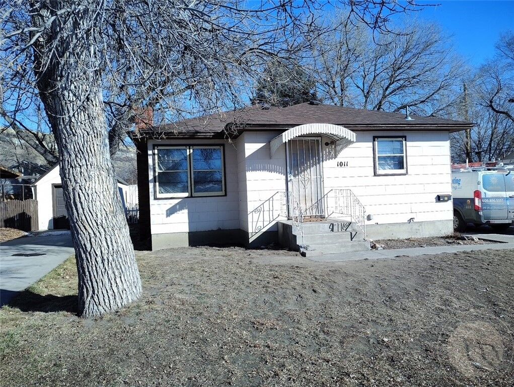 Property Photo: 1011 N 22nd Street MT 59101