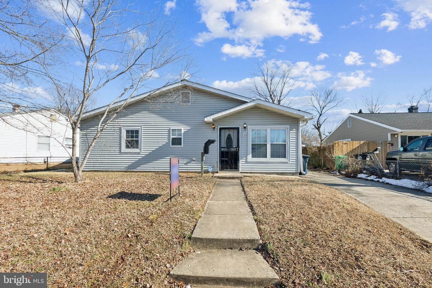 Property Photo:  829 Shelby Drive  MD 20745 