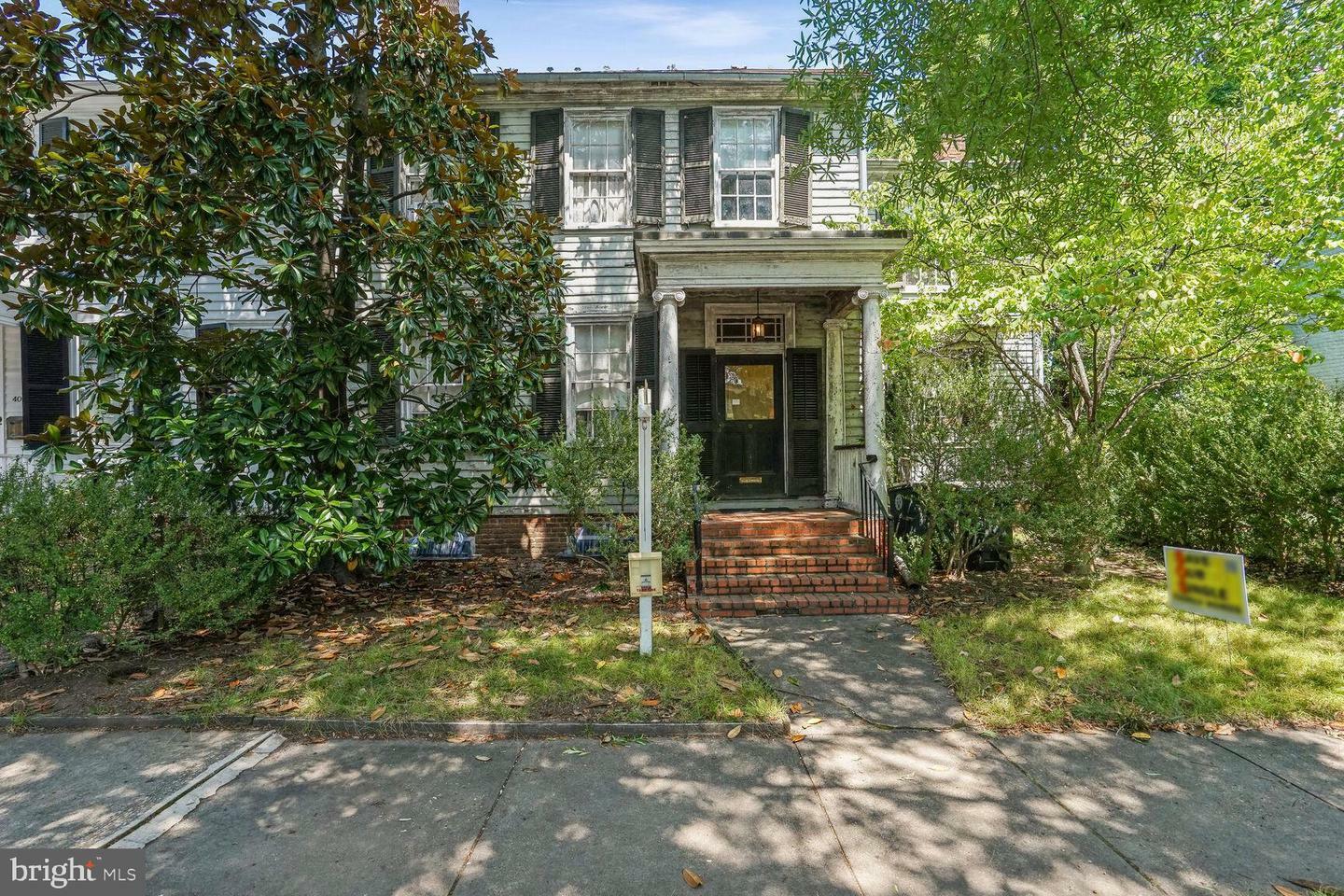 Property Photo:  407 Hanover Street  VA 22401 