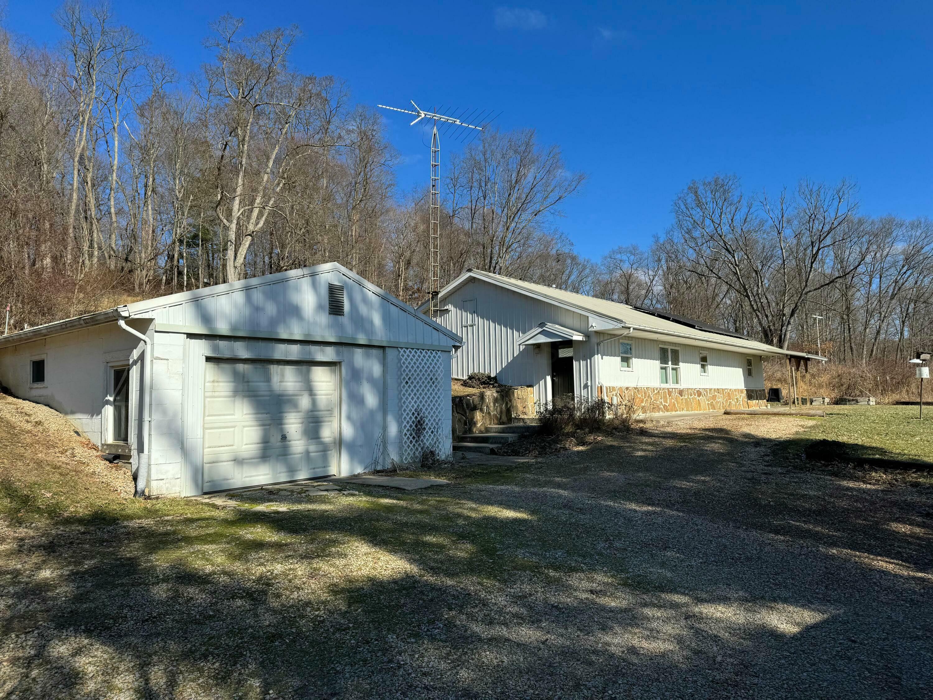 Property Photo:  8995 Ballou Road  OH 43739 