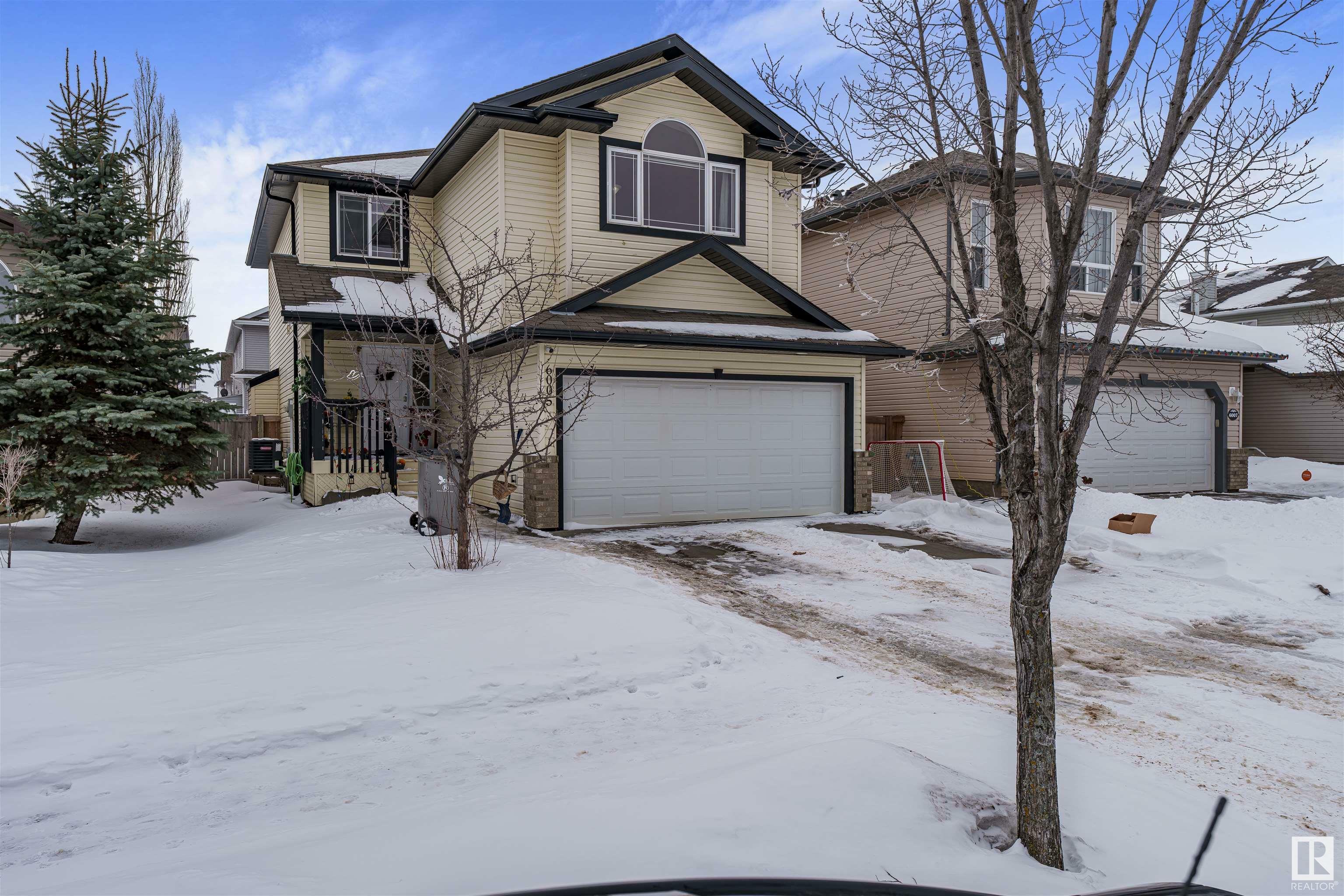 Property Photo:  6005 47 Avenue  AB T4X 0C9 