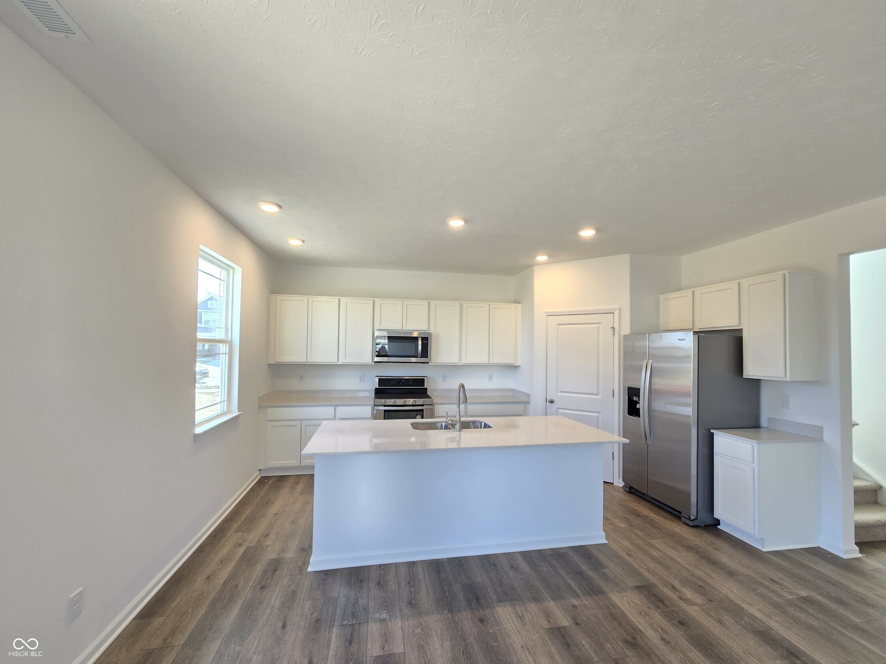 Property Photo: 8703 Duncan Street IN 46040