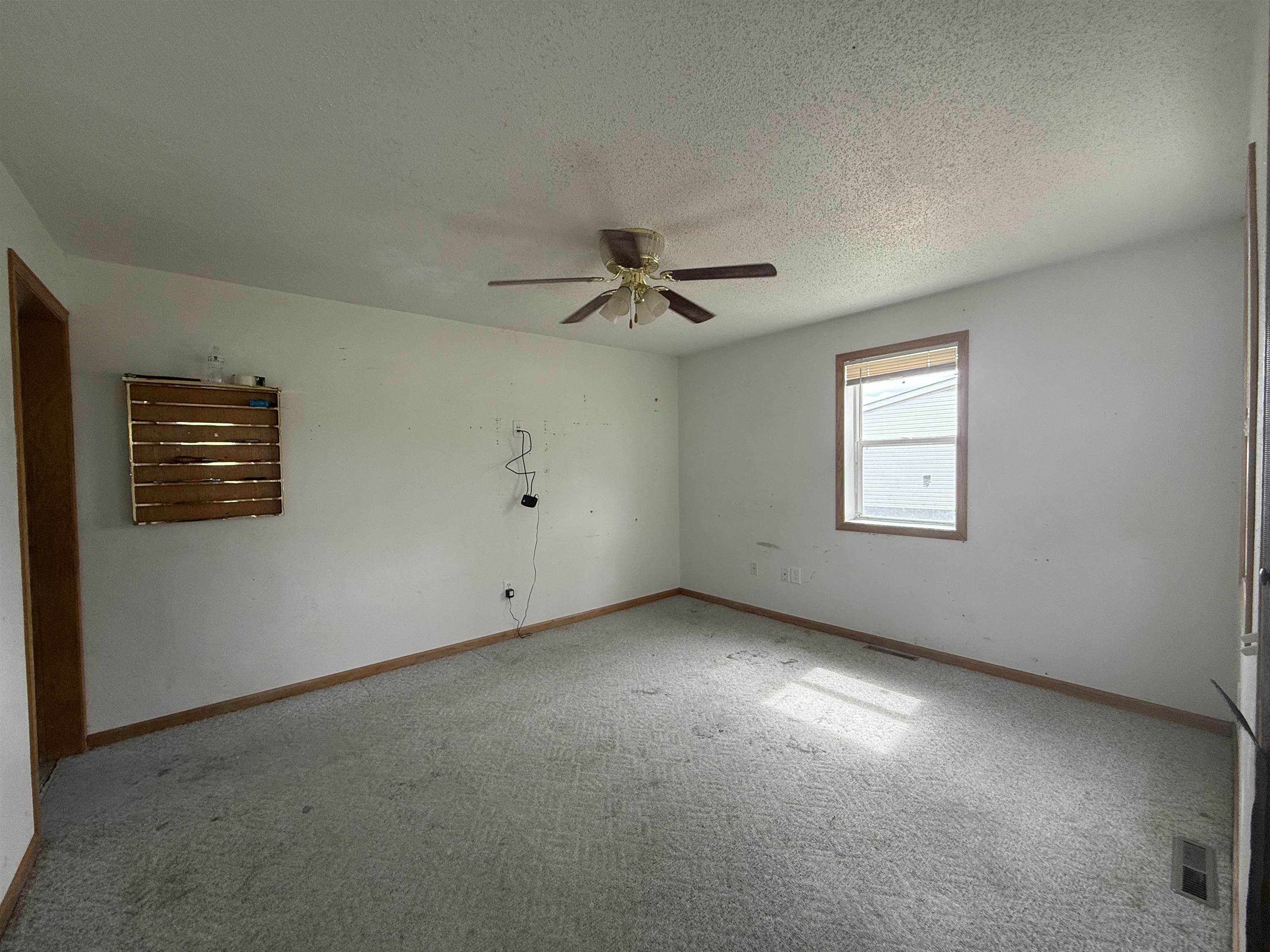 Property Photo: 846 Opfer Ave ND 58750