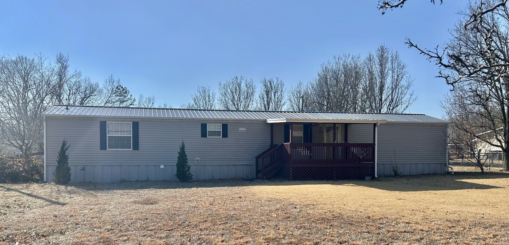 Property Photo:  725 Lakeshore Dr  TN 37018 