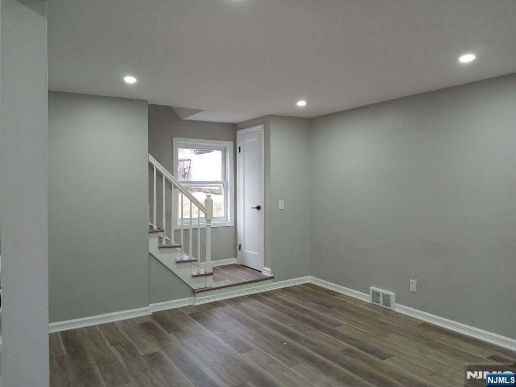 Property Photo:  198 Robinson Street  NJ 07666 