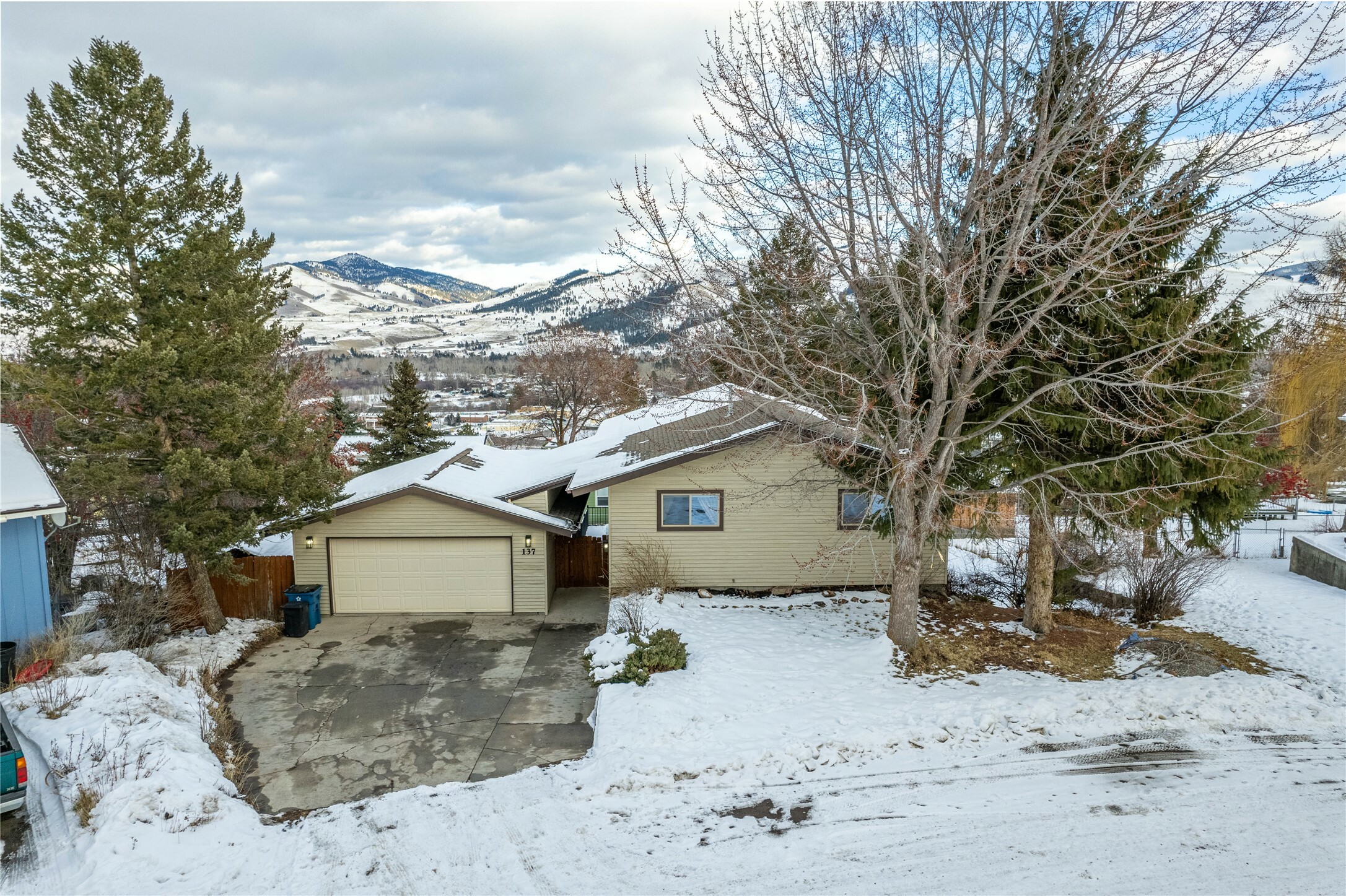137 Cascade Street  Lolo MT 59847 photo