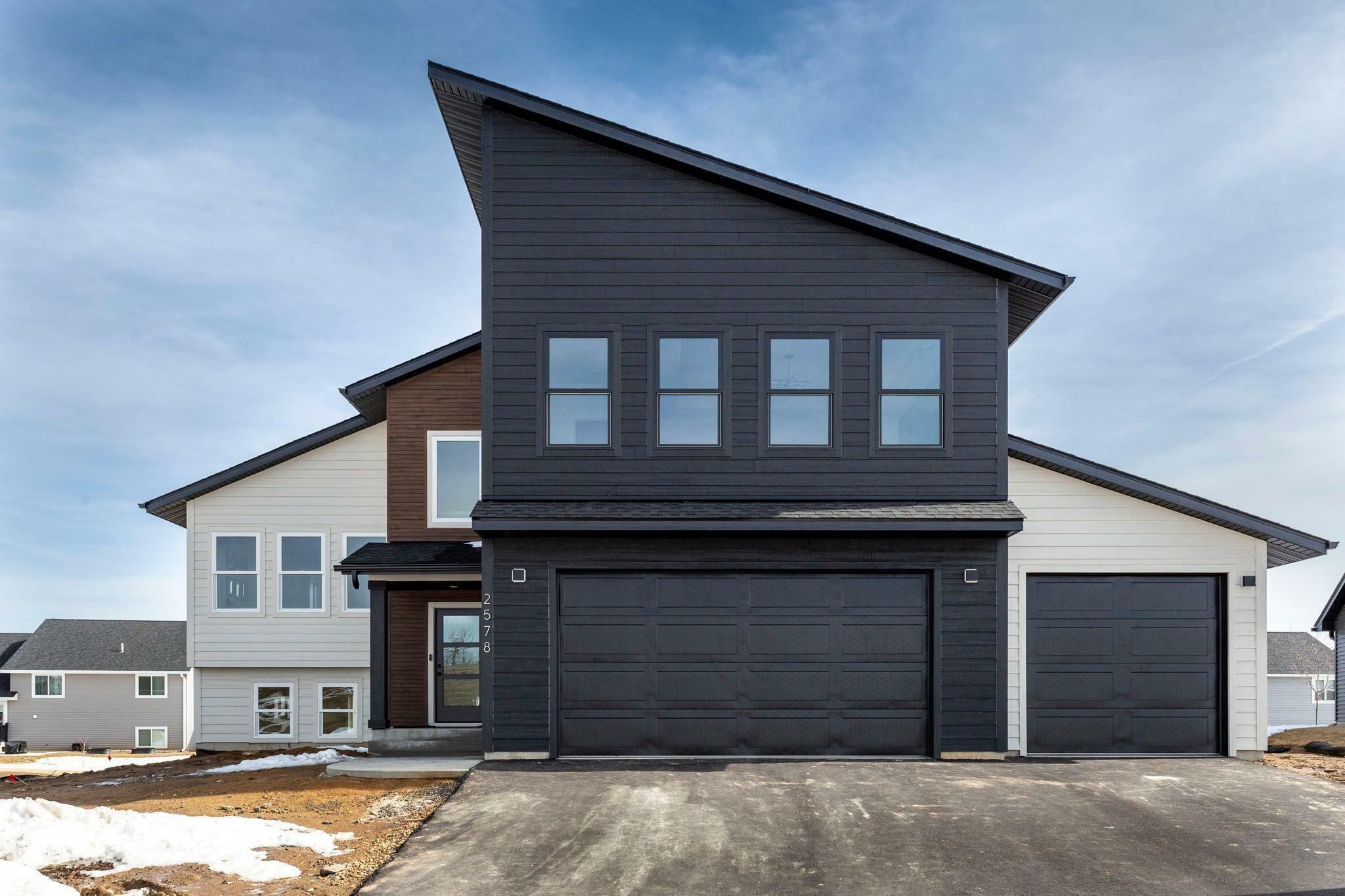278 Eagle Ridge Drive  Roberts WI 54023 photo