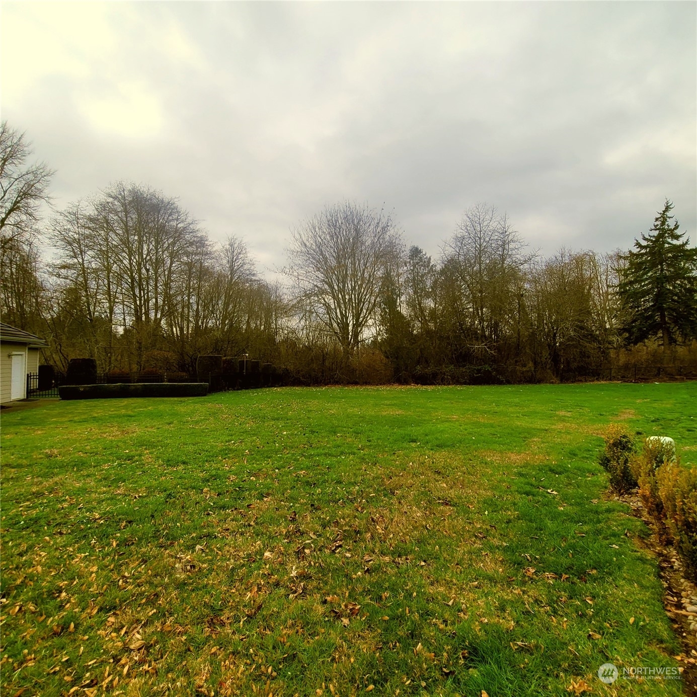Property Photo: 6515 Portstewart Lane SE WA 98501