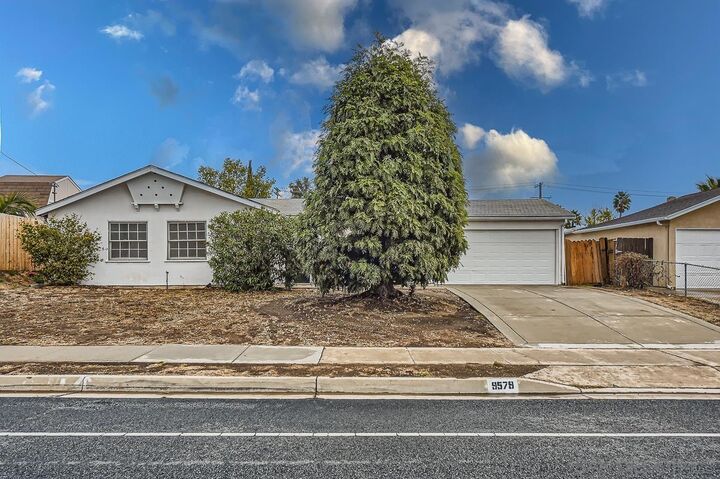 9579 Carlton Hills Blvd  Santee CA 92071 photo