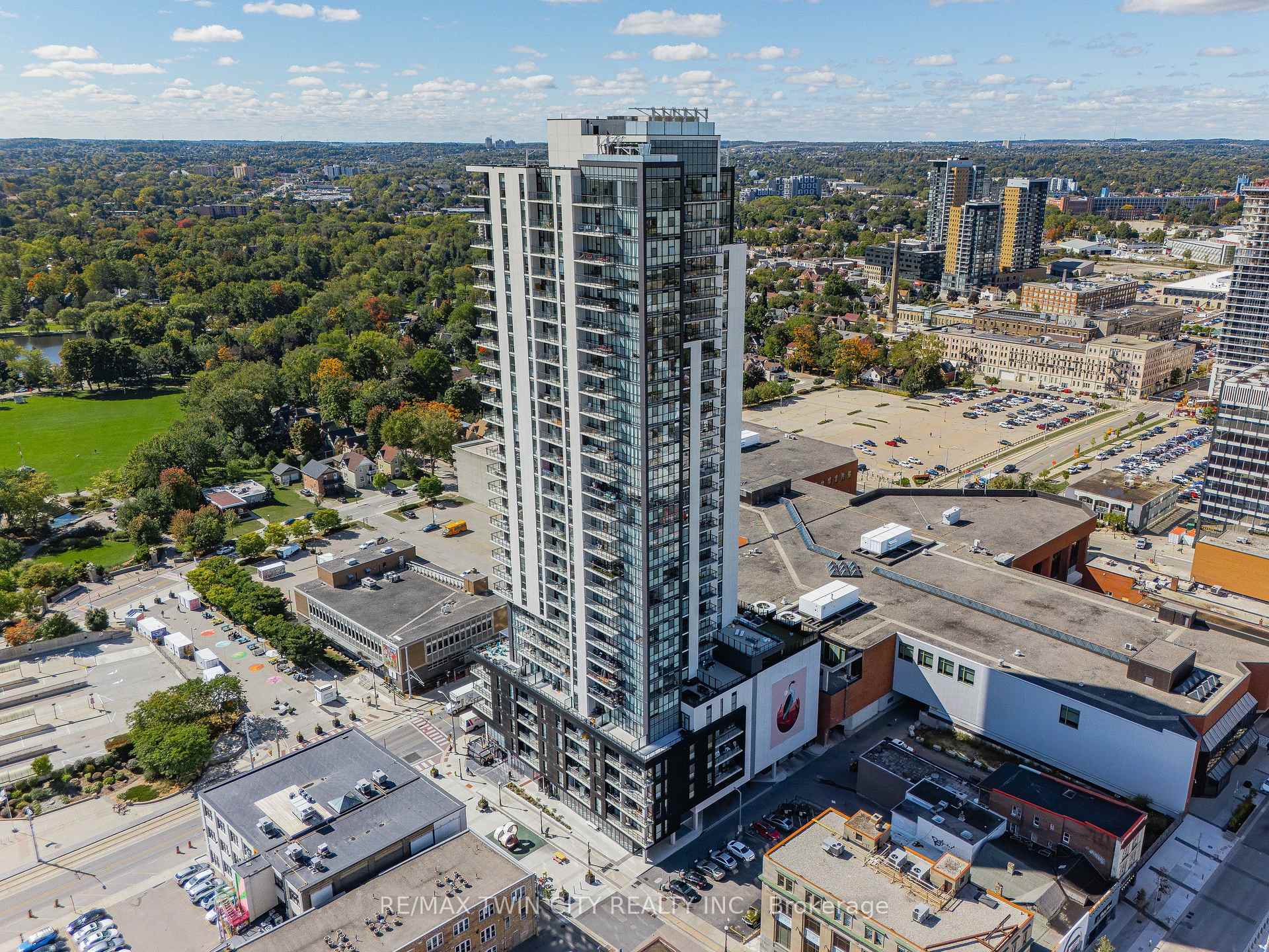Property Photo:  60 Charles Street W 807  ON N2G 0C9 