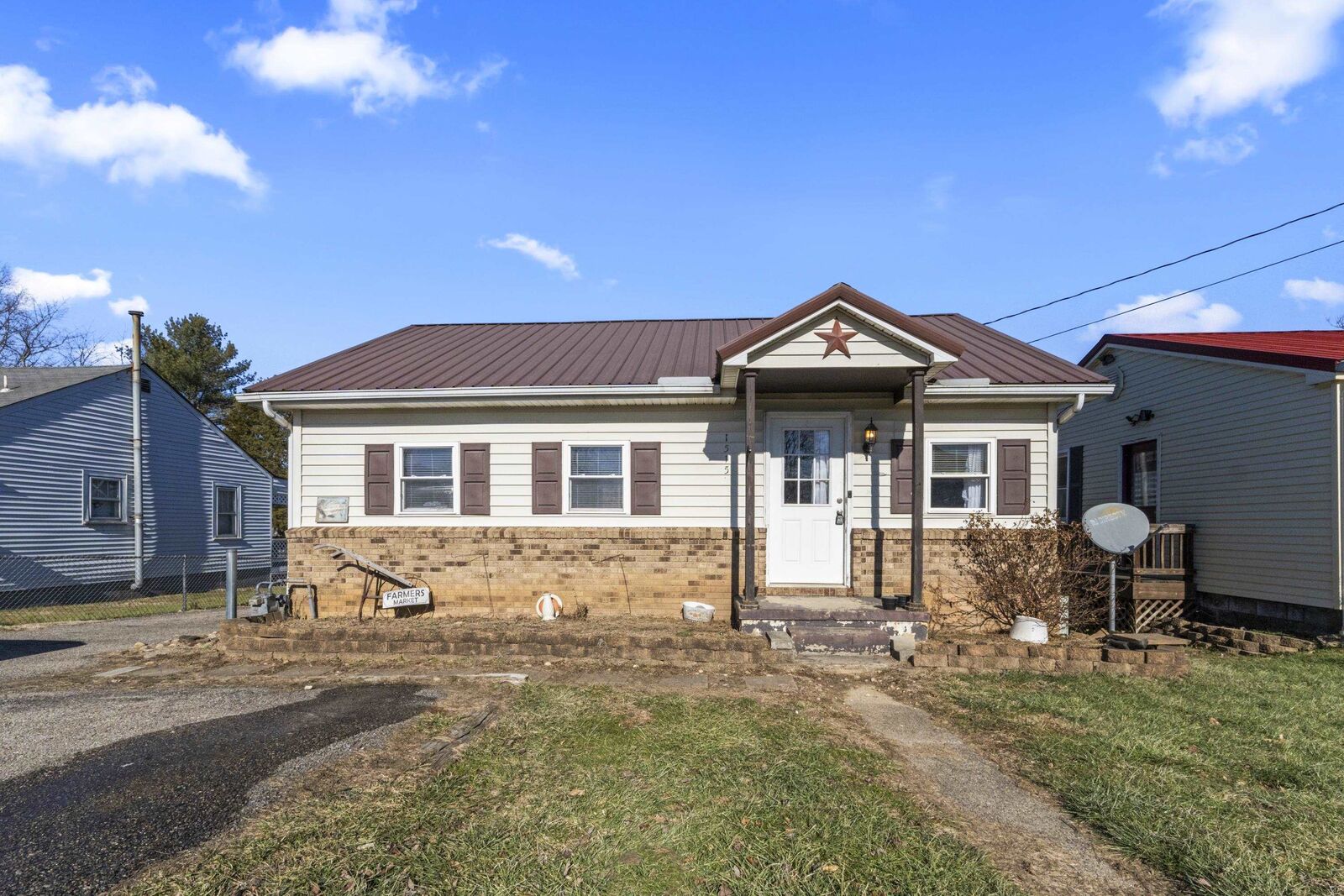 Property Photo:  1515 Lexington Avenue  KY 41139 