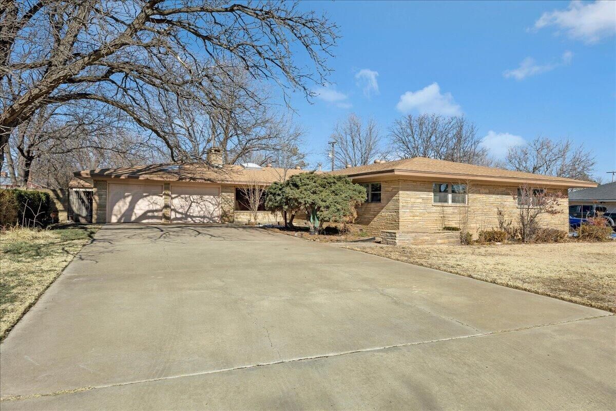 Property Photo: 2511 11th Avenue TX 79015-5413