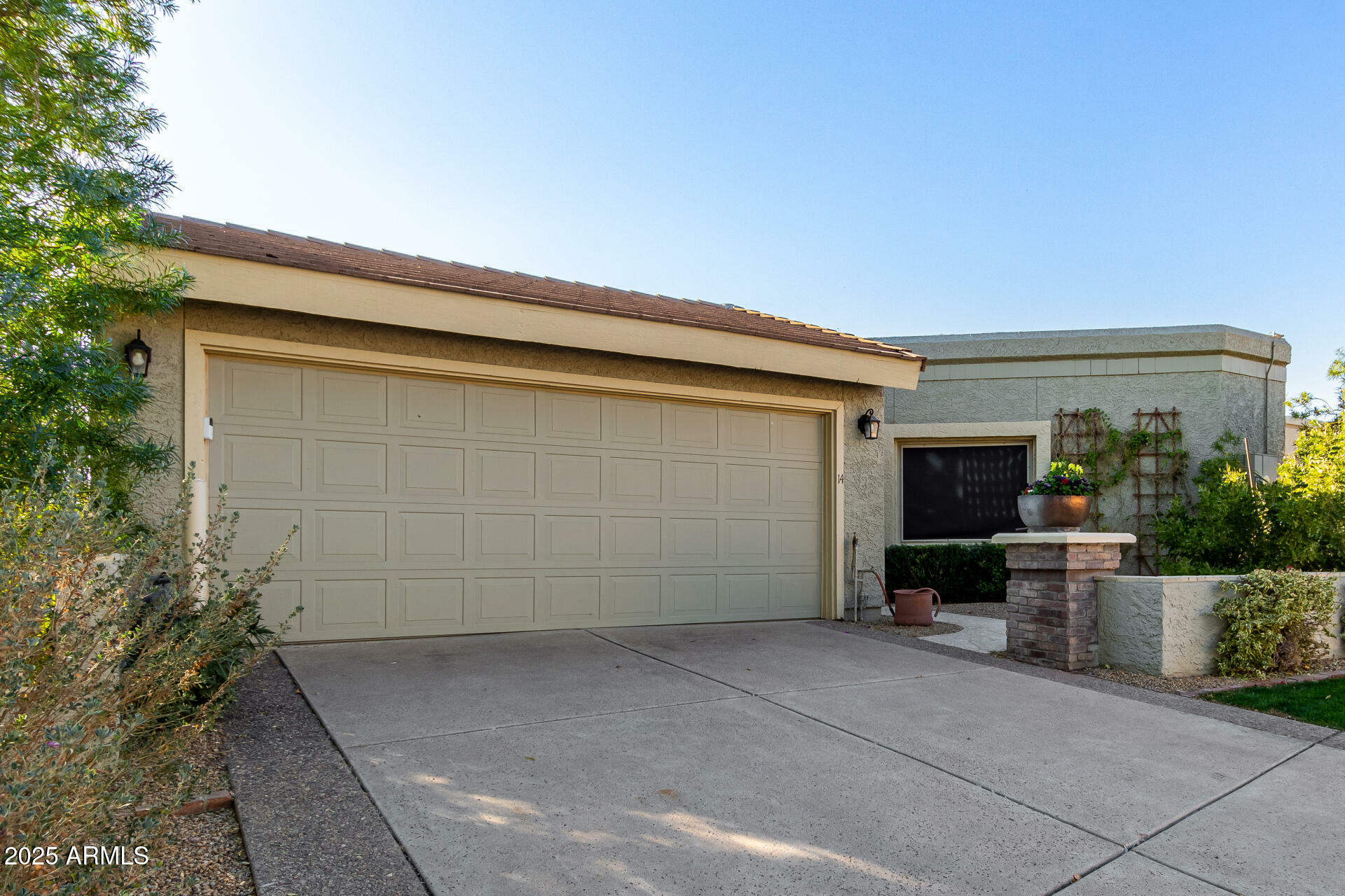 Property Photo:  8100 E Camelback Road 14  AZ 85251 