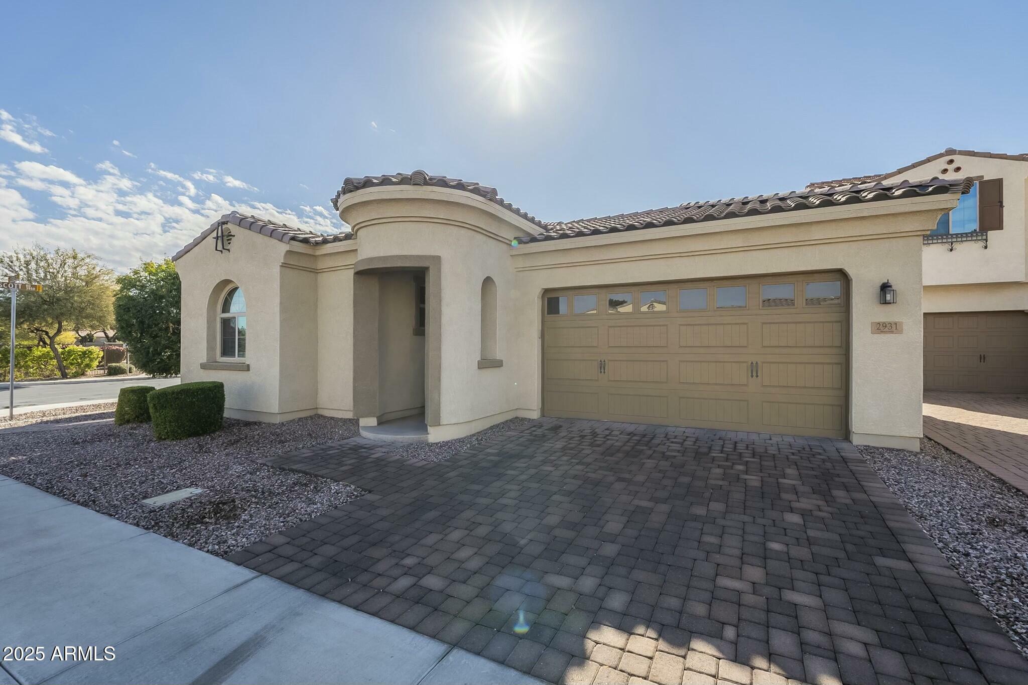 Property Photo:  2931 E Citrus Way  AZ 85286 