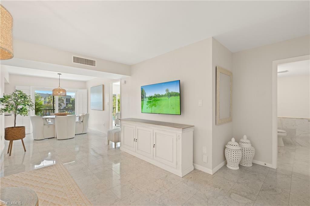 Property Photo:  788 Park Shore Dr A24  FL 34103 