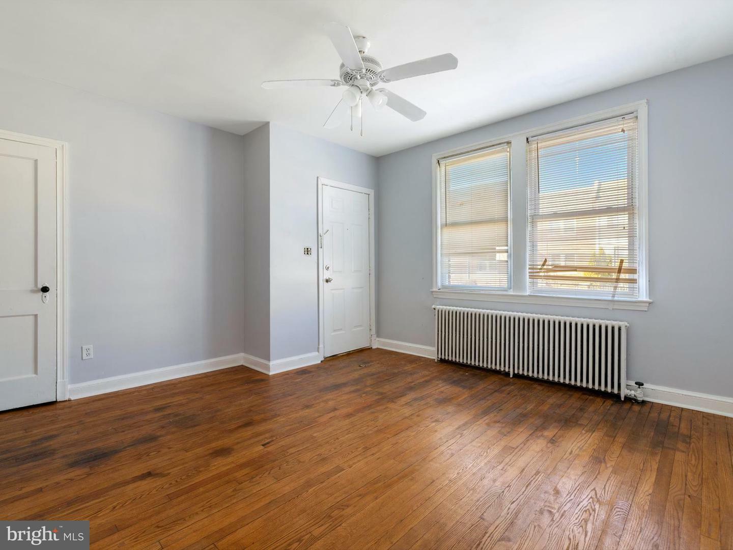 Property Photo:  1427 Holbrook Street NE  DC 20002 