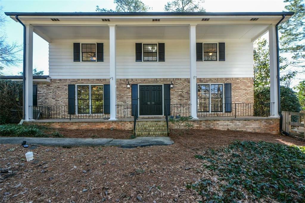 Property Photo:  9935 La View Circle  GA 30075 