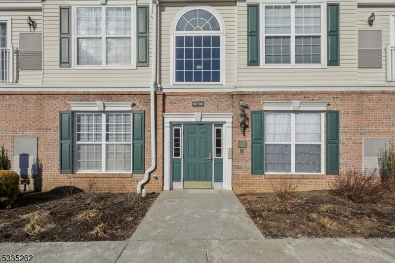 Property Photo:  163 Horseshoe Ct  NJ 08865 