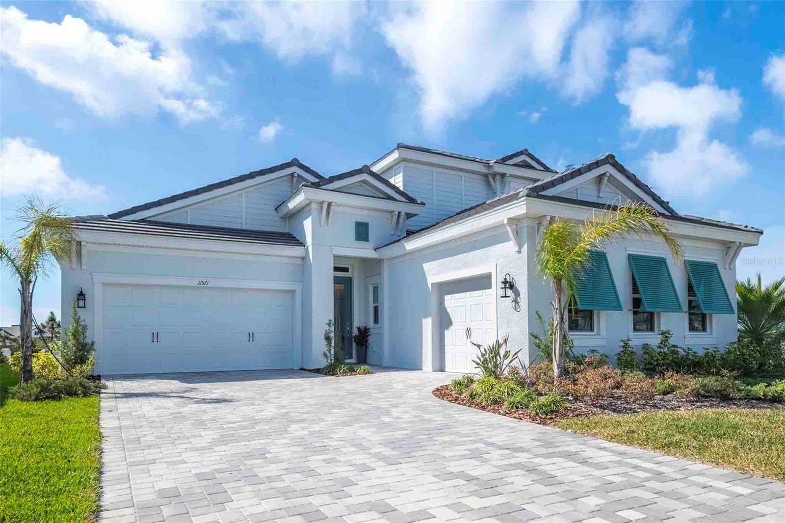 Property Photo: 11571 Gleaming Terrace FL 34293