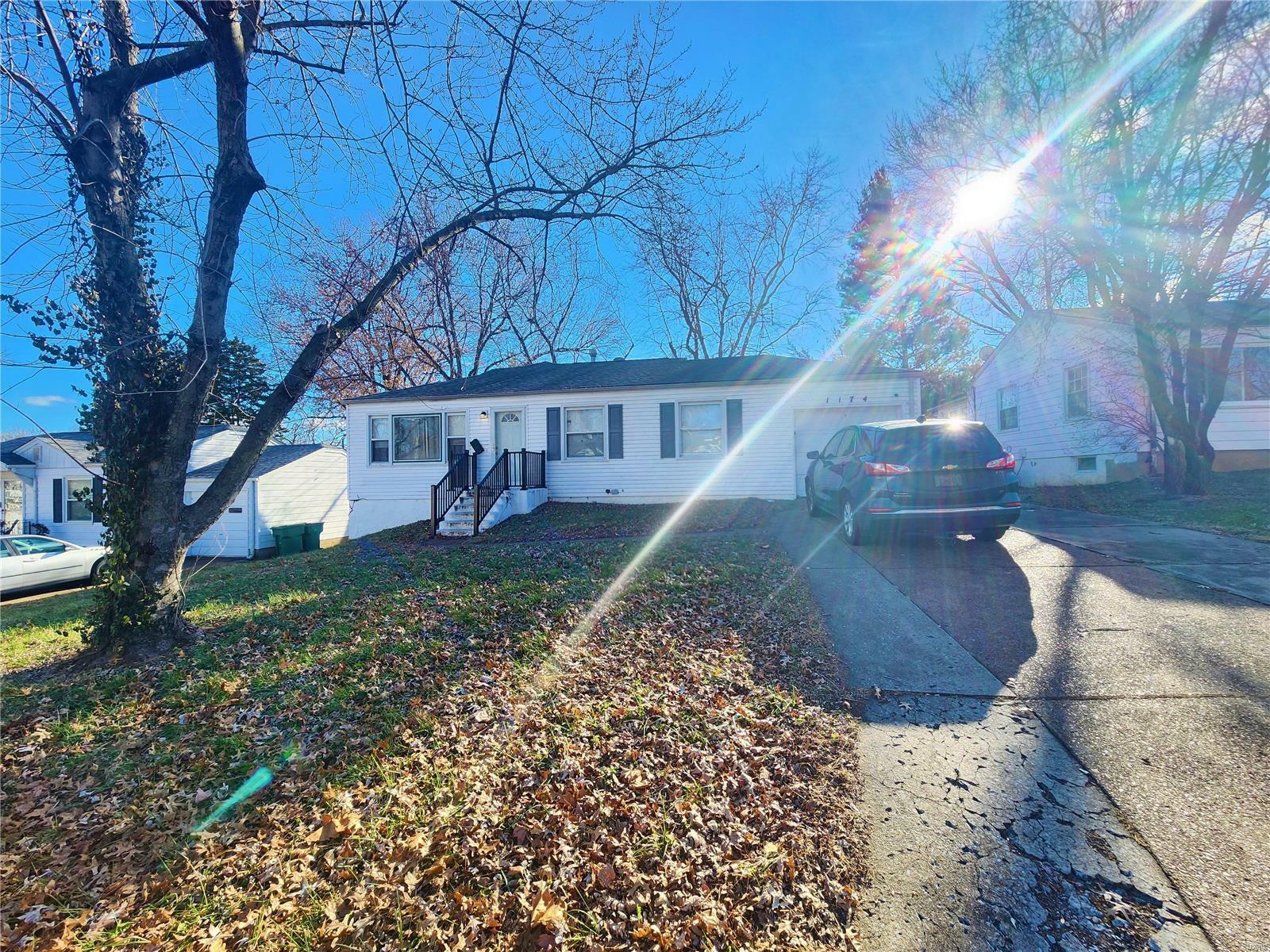 Property Photo:  1174 Ashford Drive  MO 63137 