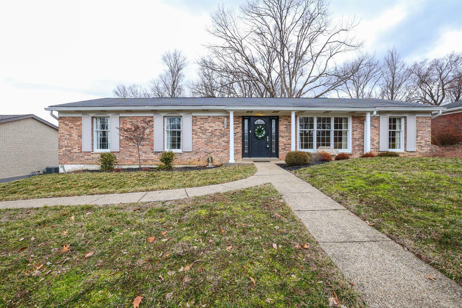 Property Photo:  511 Knob Hill Court  KY 41011 