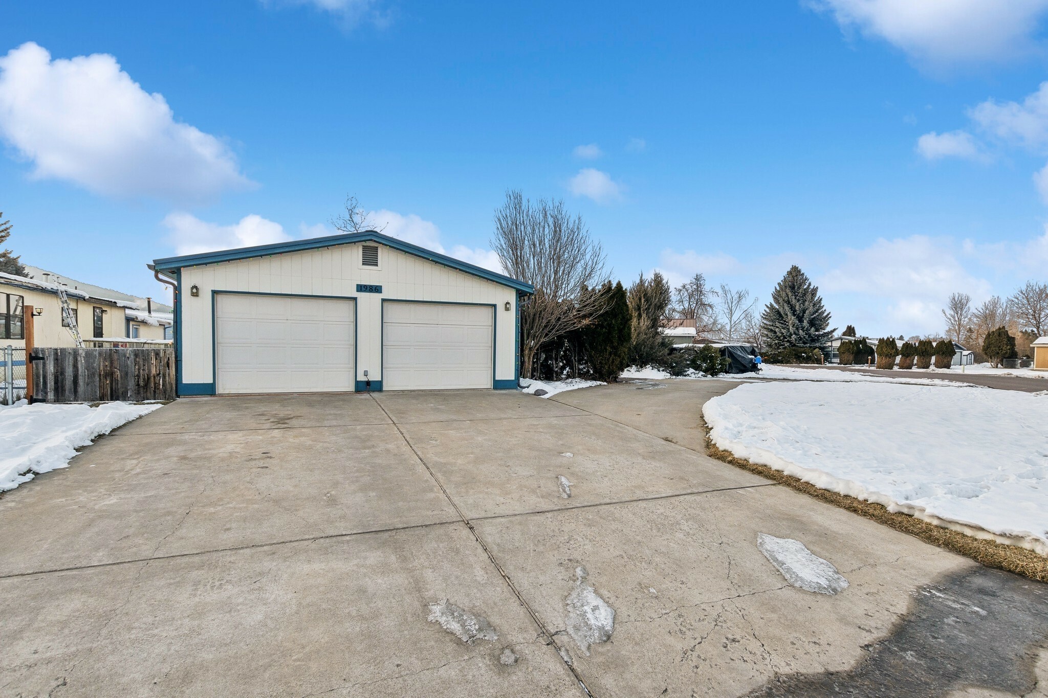 Property Photo:  1986 Bluestone Drive  MT 59901 