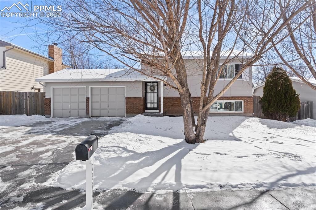 Property Photo: 7375 Sneffels Street CO 80911