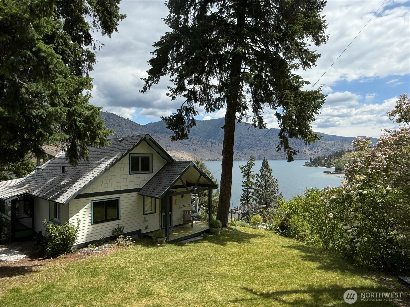 Property Photo: 292 Robison Lane WA 98816