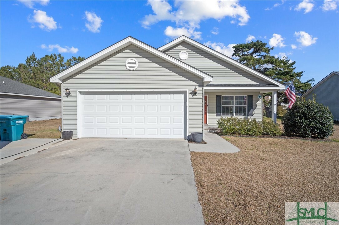 Property Photo: 216 Archer Road GA 31312